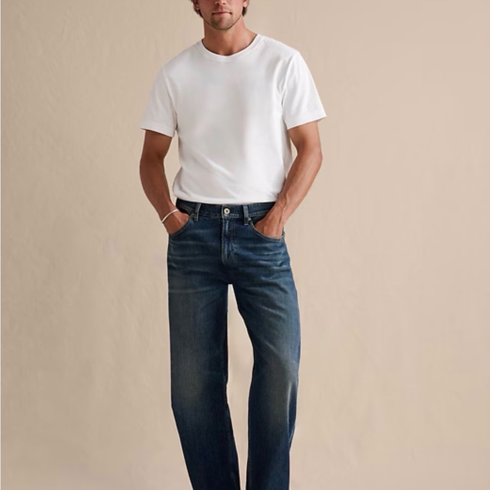 Banana Republic Men's Straight Jeans in Dark Blue Wash